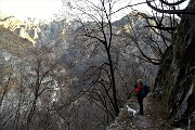 83 Osservando il selvaggio panorama della Val d'Era